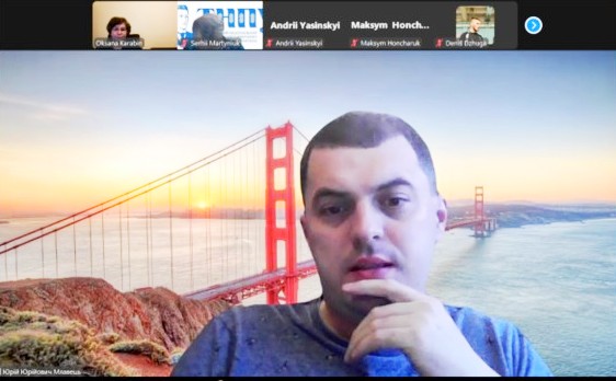  Лектор, кандидат фізико-математичних наук, доцент кафедри кібернетики і прикладної математики Ужгородського національного університету Млавець Юрій Юрійович.jpg